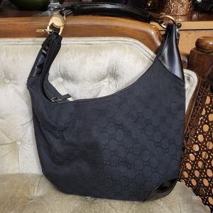 Authentic Vintage Gucci hobo bag in patent leather and black canvas